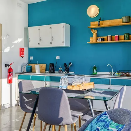 Unique Xemxija Bay 2bedroom, 5m To Sea *