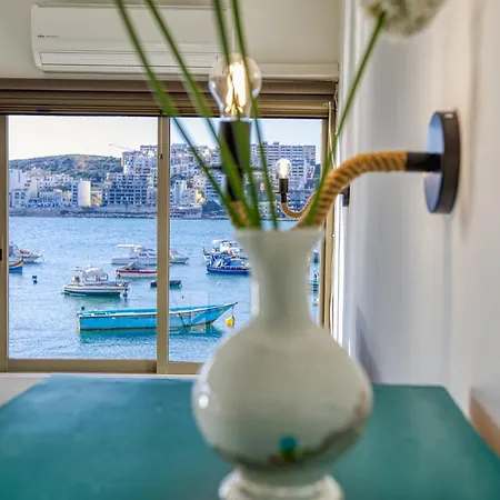 Unique Xemxija Bay 2bedroom, 5m To Sea شقة