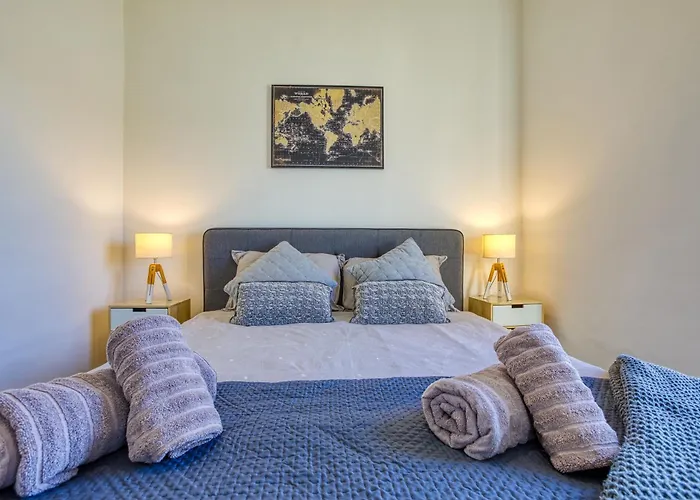 Unique Xemxija Bay 2bedroom, 5m To Sea * St. Paul's Bay